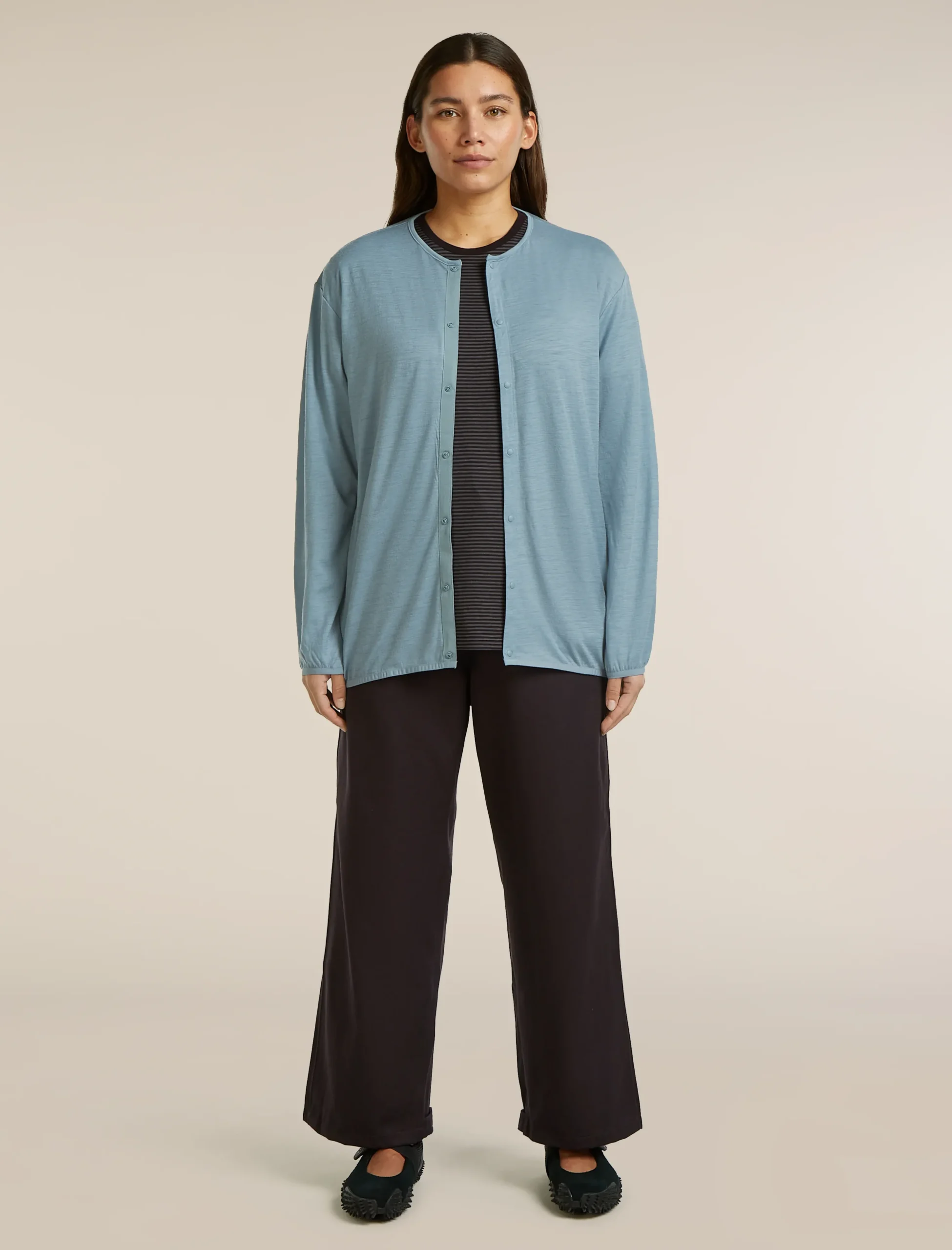 150 Cardigan mit Rundhalsausschnitt