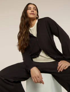 150 Cardigan mit Rundhalsausschnitt