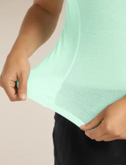 75 Featherlight™ Tanktop
