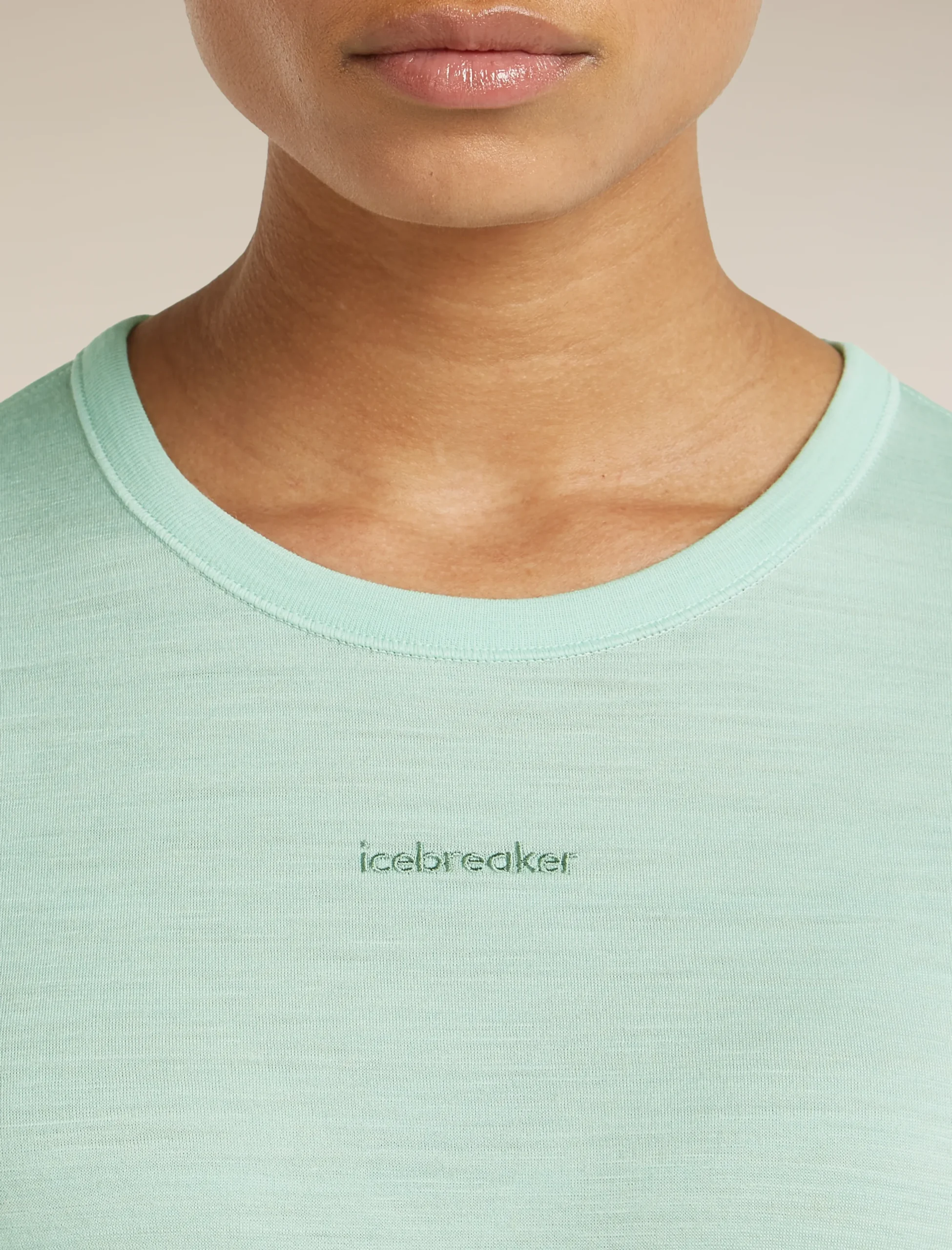 200 Tech Lite Crop T-Shirt
