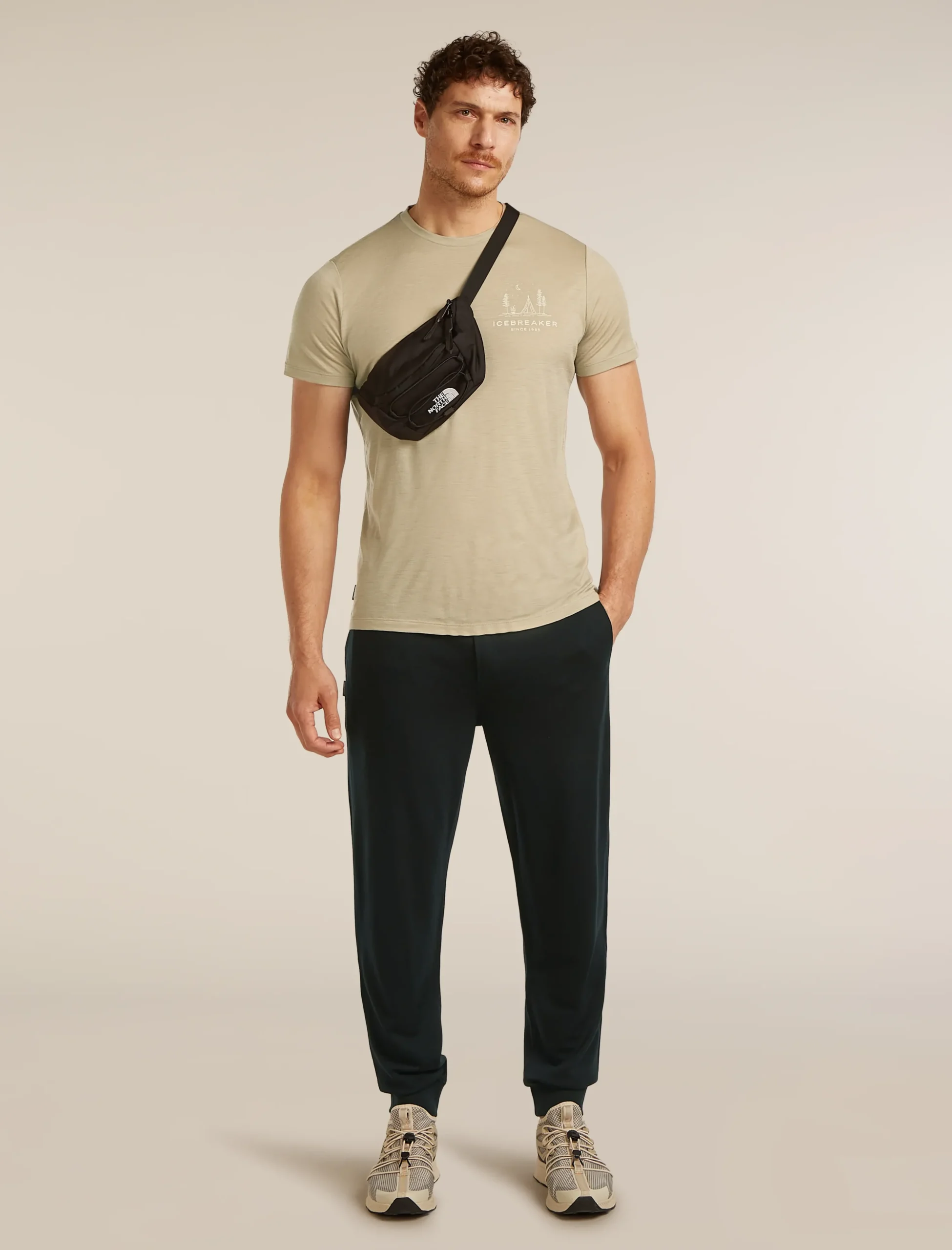 150 Tech Lite T-Shirt Peaceful Pass