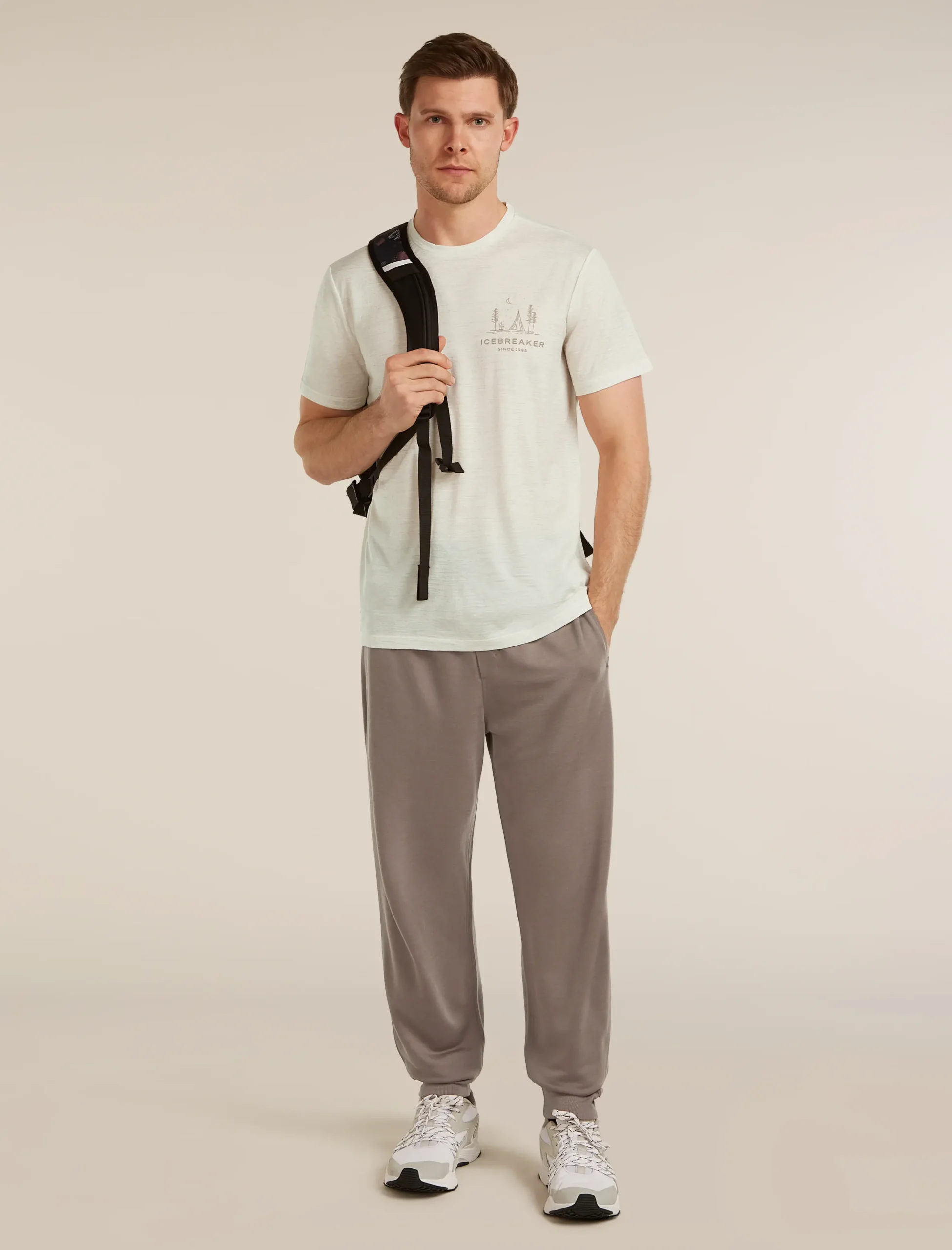 150 Tech Lite T-Shirt Peaceful Pass