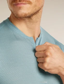125 Speed T-Shirt mit Viertelreißverschluss